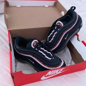 Nike Air Max 97